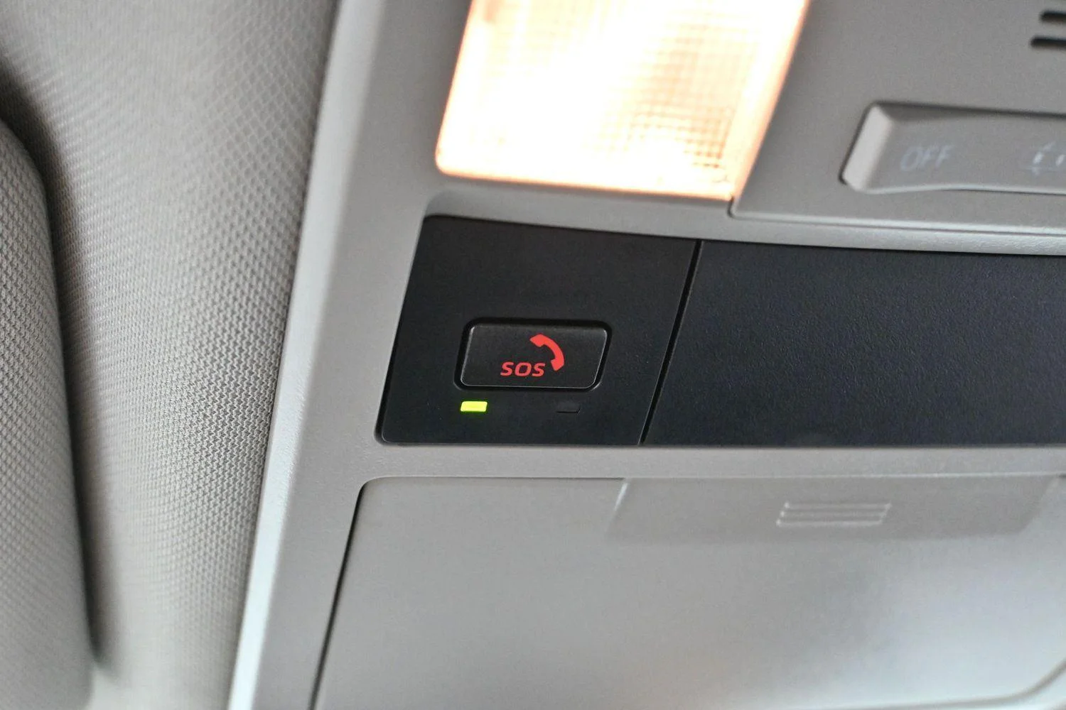 Used 2023 White Toyota SR image 26