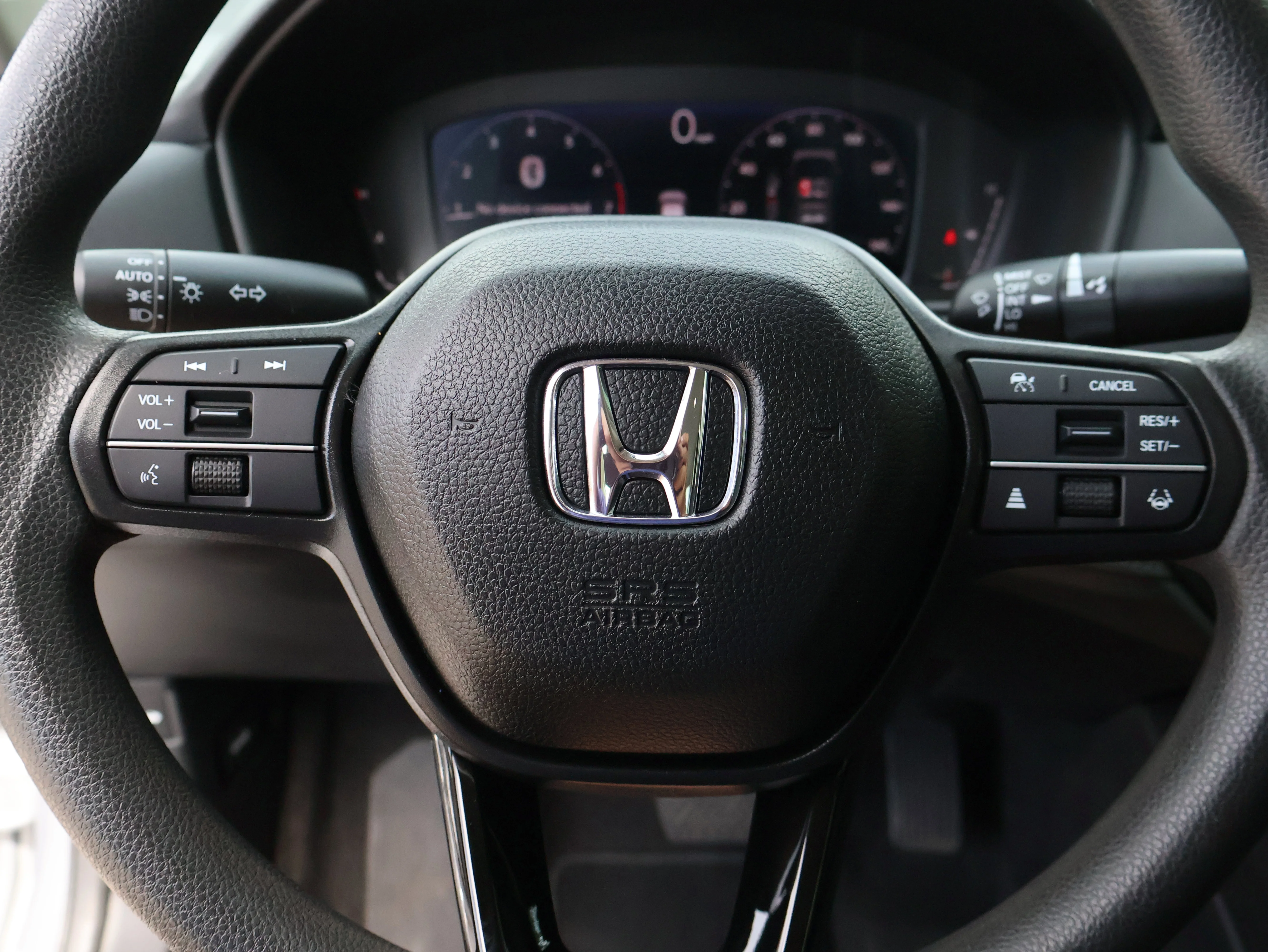 Used 2025 Solar Silver Metallic Honda LX image 37