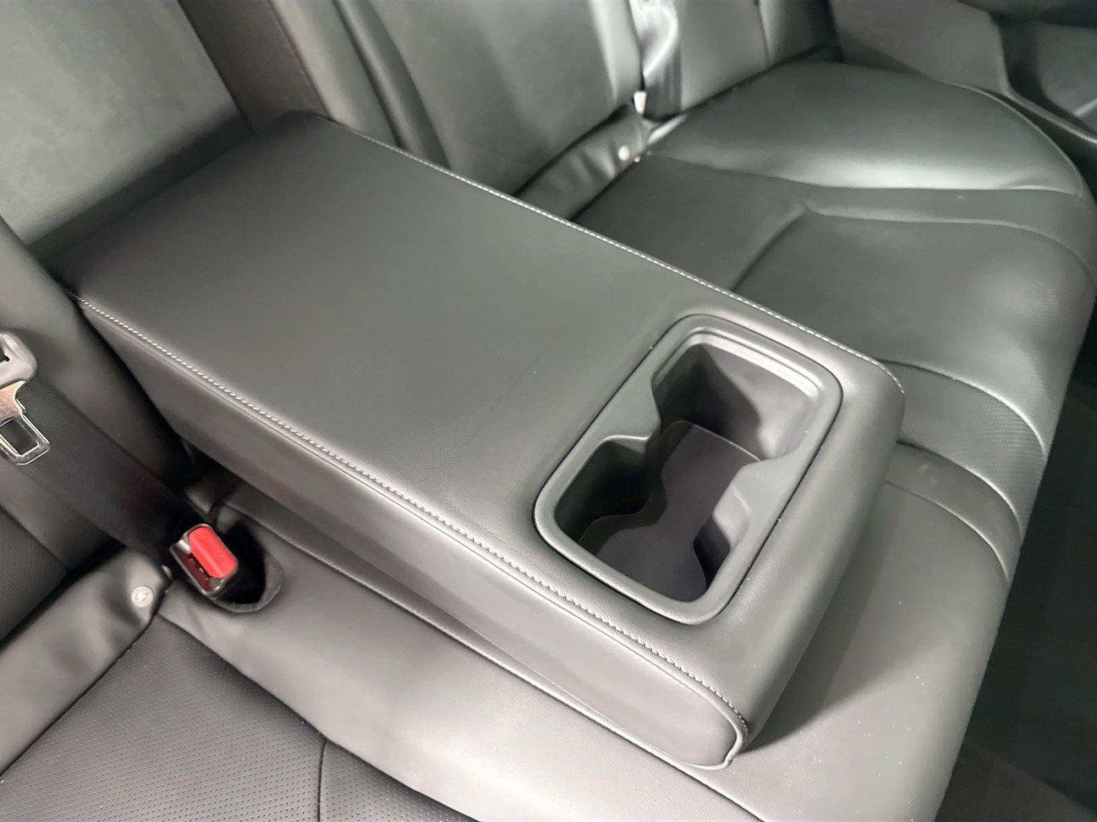 Used 2024 Meteorite Gray Metallic Honda Touring image 39