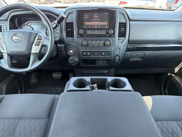 Used 2022 White Nissan SV image 9