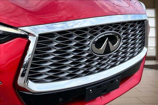 Used 2023 Red INFINITI SENSORY image 27