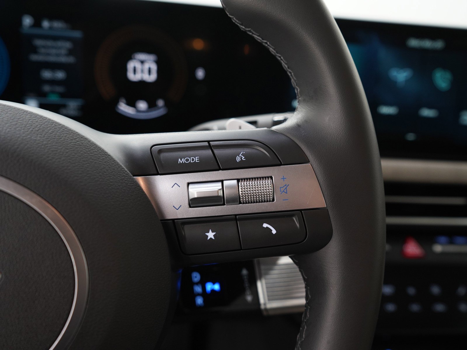 2025 Hyundai Sonata Hybrid SEL - Photo 26