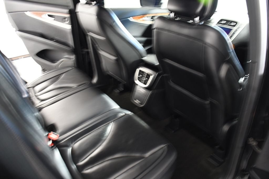 Used 2020 Infinite Black Lincoln Reserve image 22