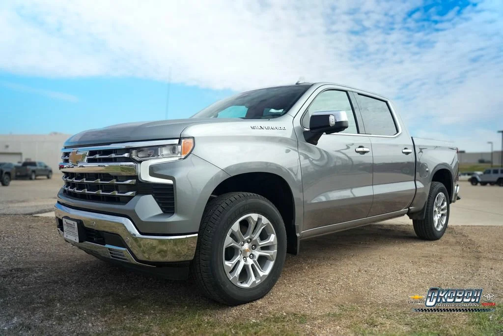 2026 Chevrolet Silverado 1500 LTZ - Photo 7