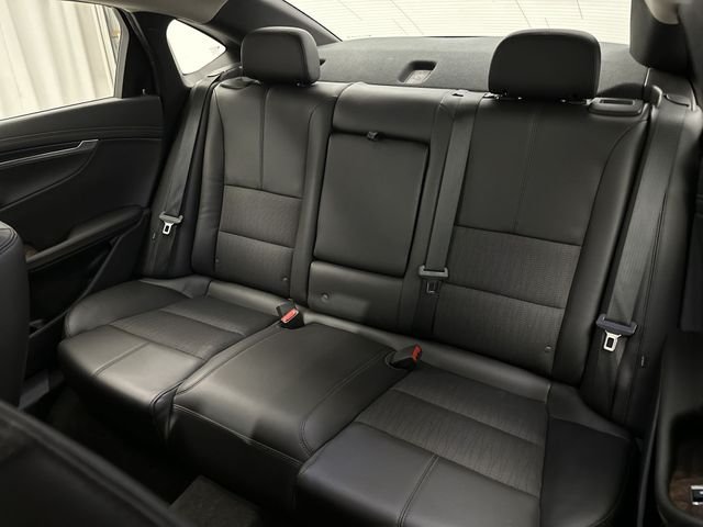 Used 2015 Red Chevrolet LT image 26