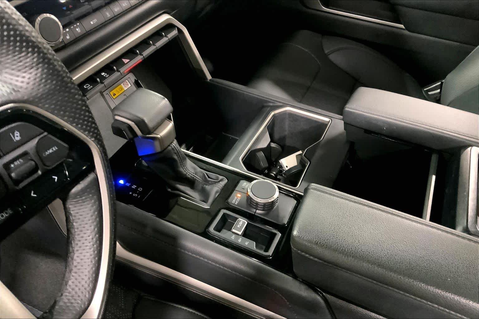 Used 2024 Wind Chill Pearl Toyota Limited image 17