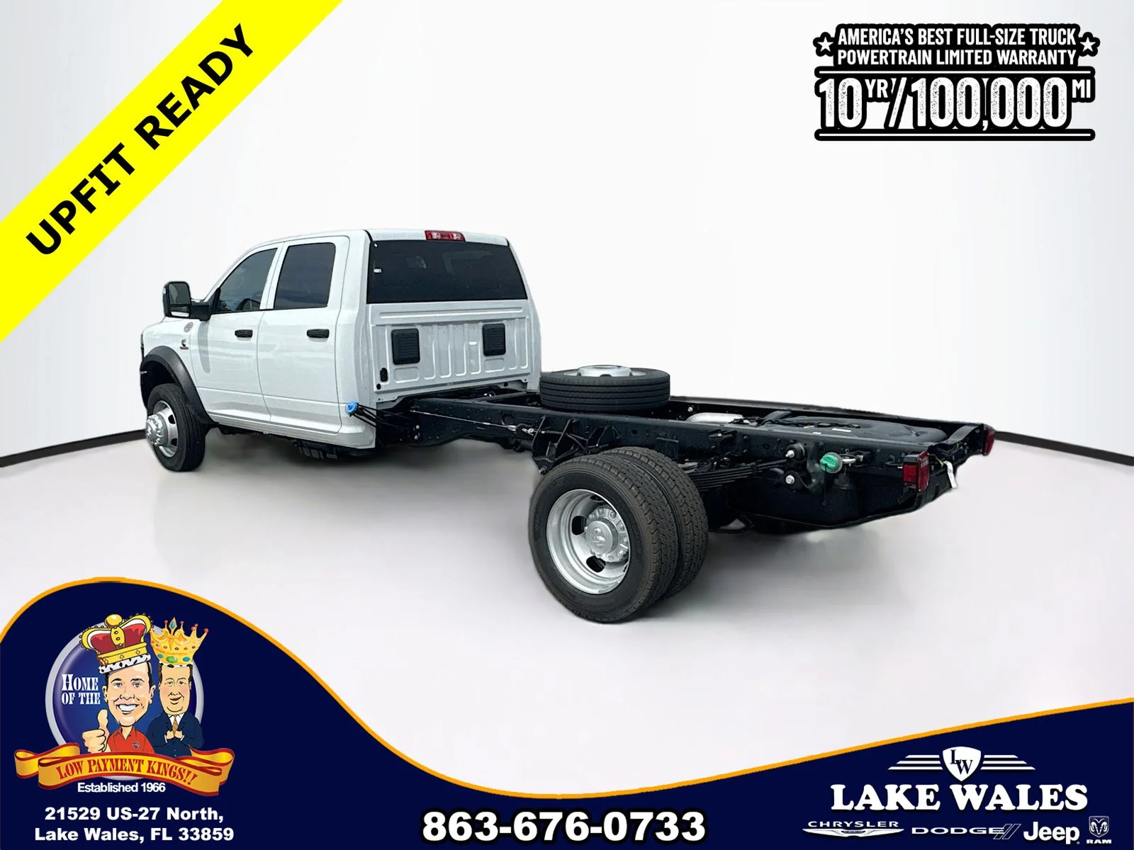 New 2026 Bright White Clear-Coat Exterior Paint RAM TRADESMAN image 4
