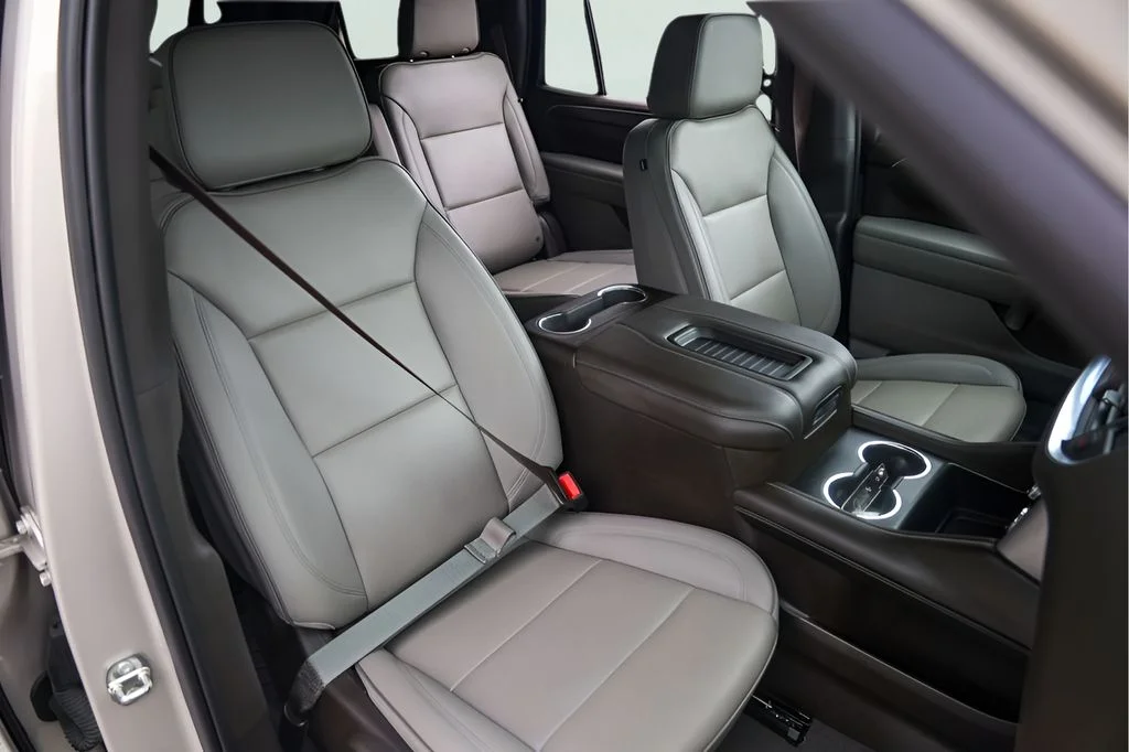 Used 2023 Beige GMC SLT image 35
