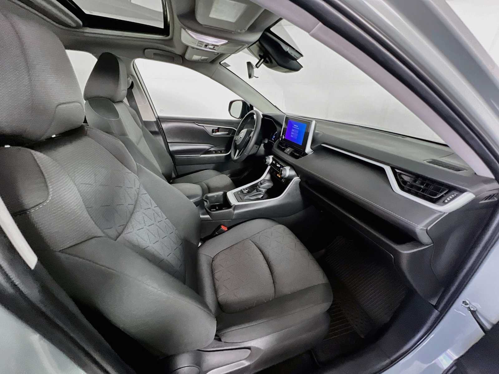 Used 2023 Lunar Rock Toyota Hybrid XLE image 29