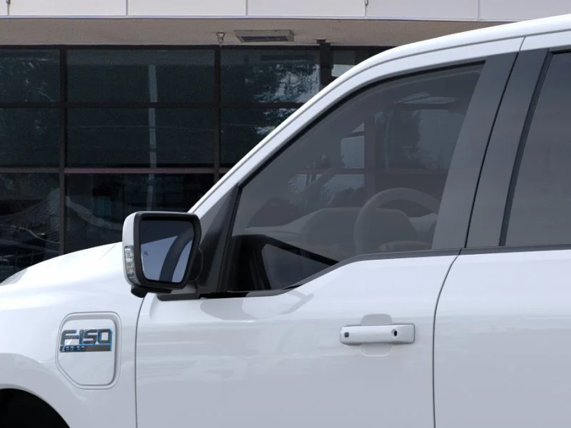 2025 Ford F-150 Lightning Lariat - Photo 20