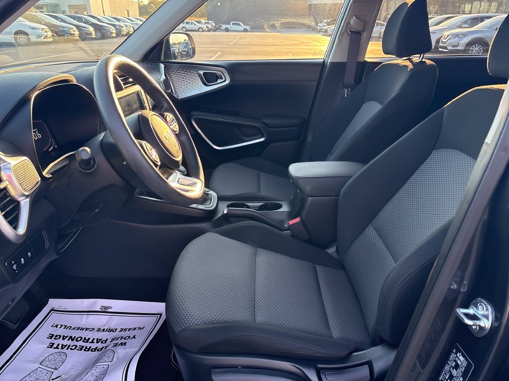 Certified Used 2025 Gray Kia LX image 14