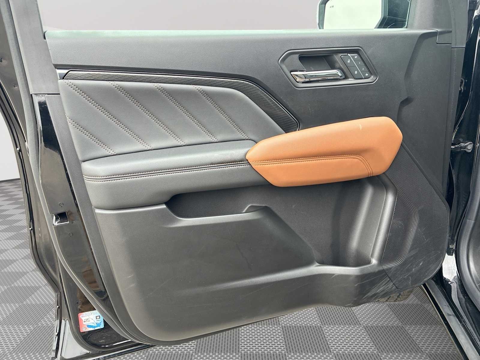 2023 GMC Canyon AT4 - Photo 23