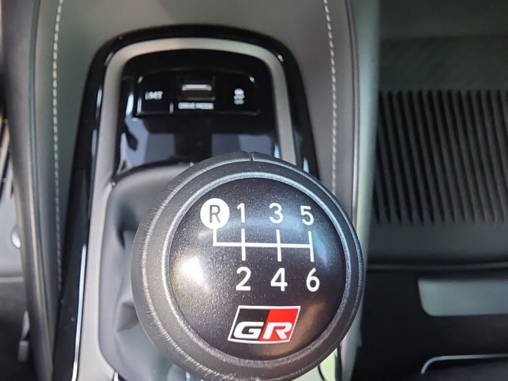 Used 2025 White Toyota Premium image 29