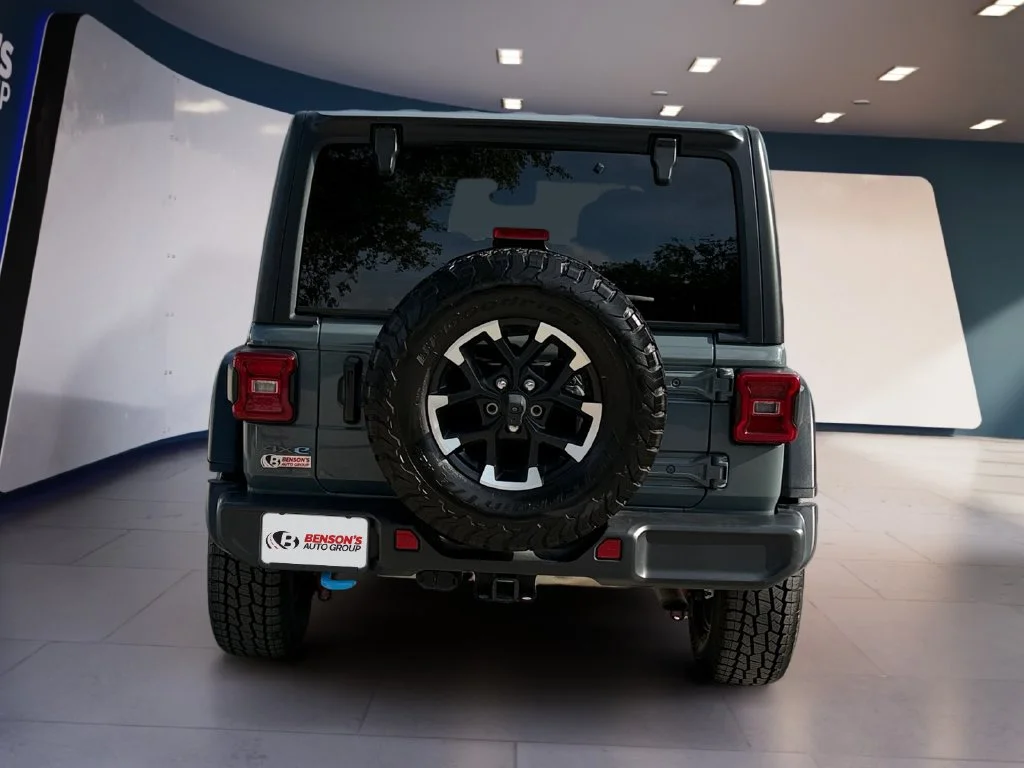 Used 2024 Gray Jeep Rubicon 4xe image 4