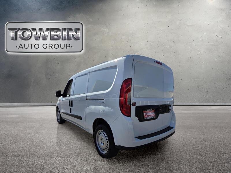 Used 2022 White Ram Base image 6