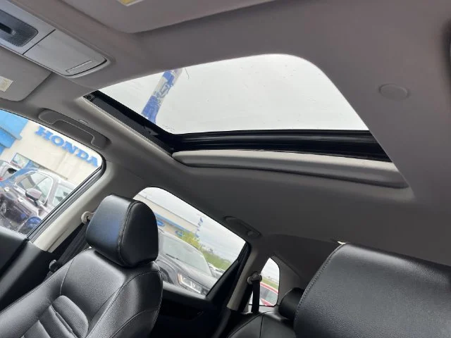 Used 2025  Honda EX-L image 18