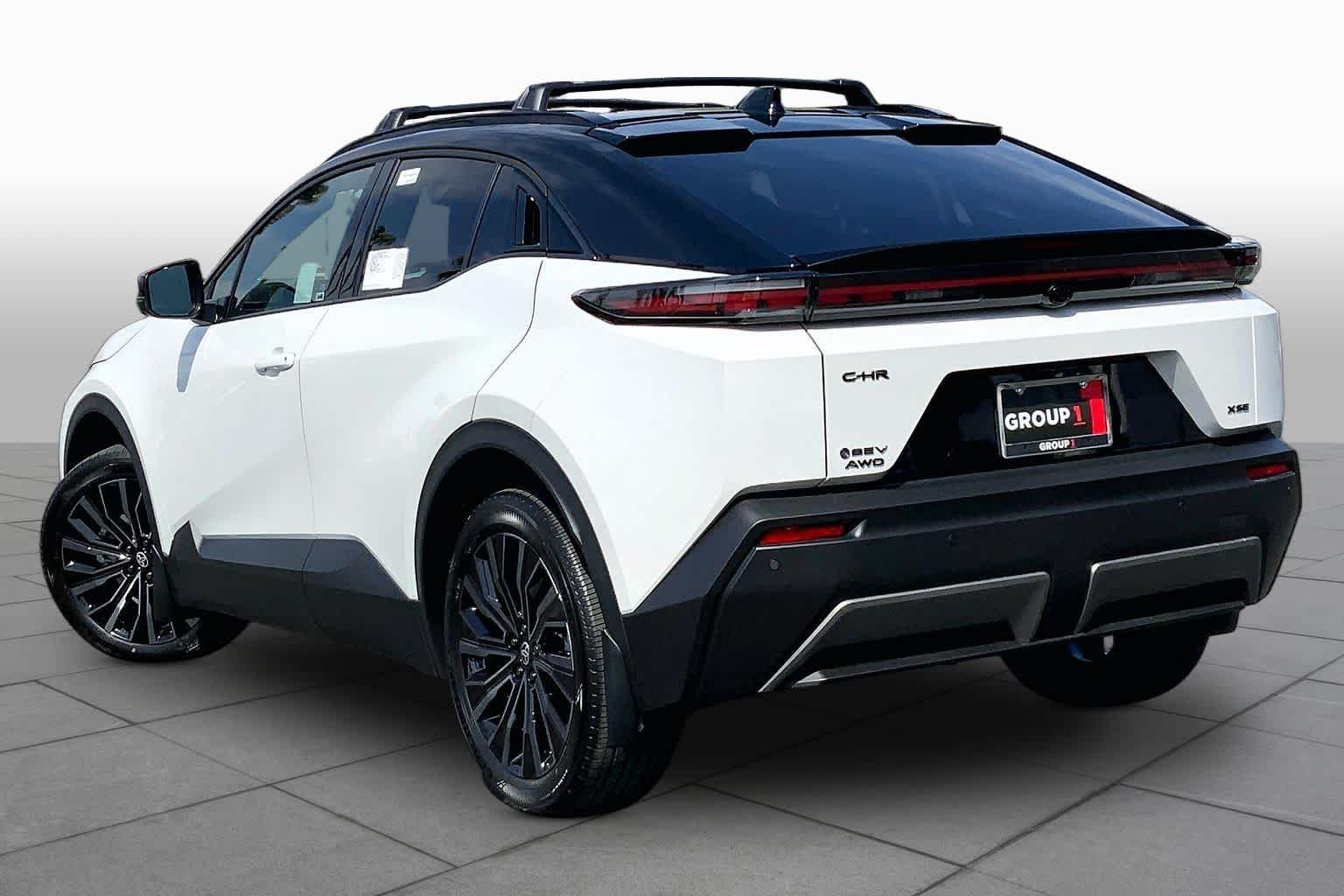 2026 Toyota C-HR XSE - Photo 12