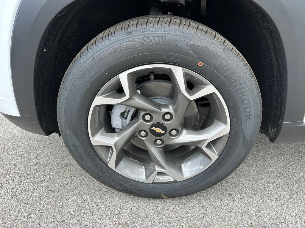 2026 Chevrolet Trax LT - Photo 10