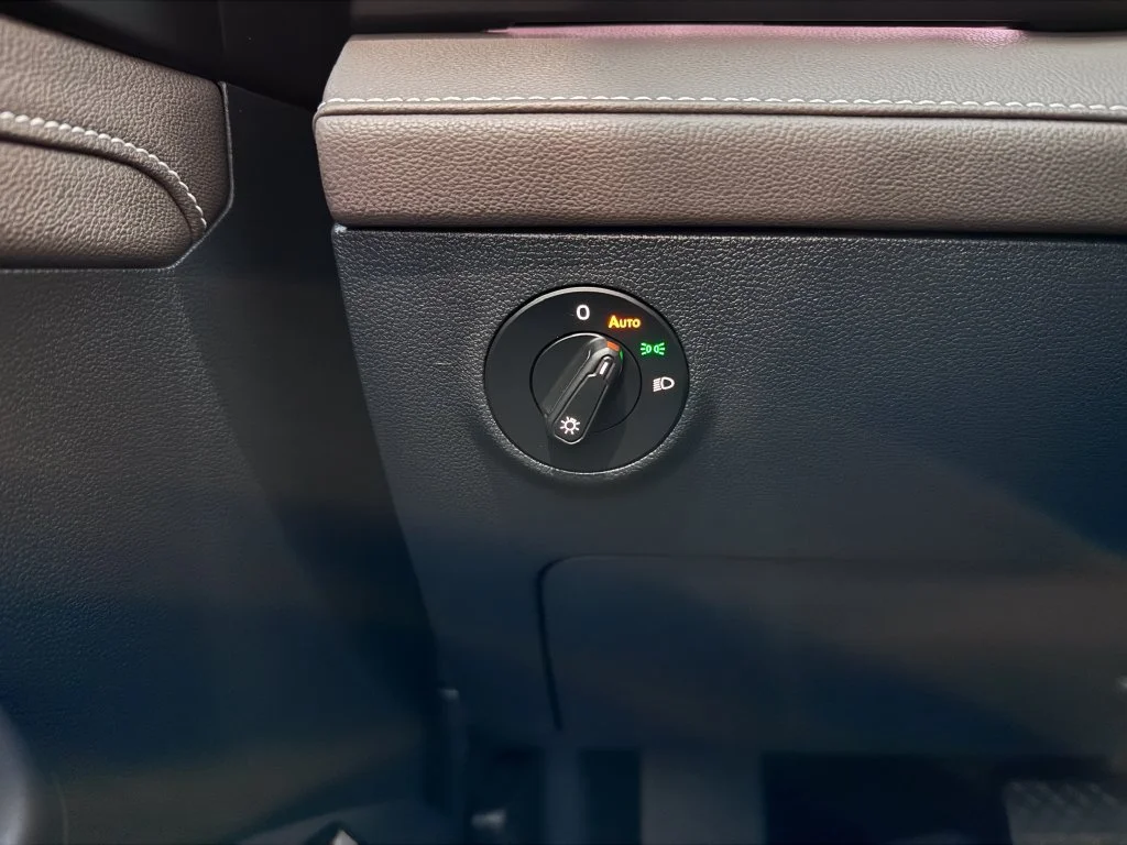 2024 Volkswagen Taos SEL - Photo 26