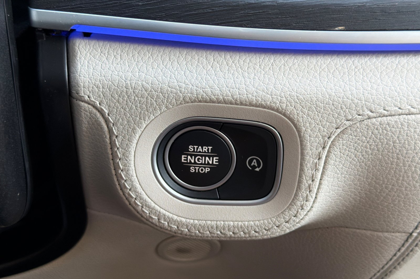 Certified Used 2024 Blue Mercedes-Benz GLE 350 image 23