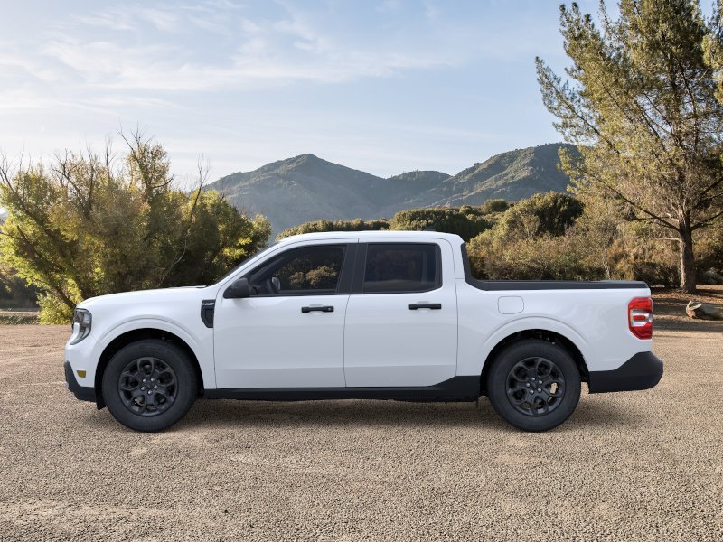 New 2026 Oxford White Ford XLT image 5
