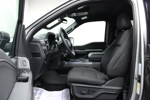 New 2026 Iconic Silver Metallic Ford XLT image 35