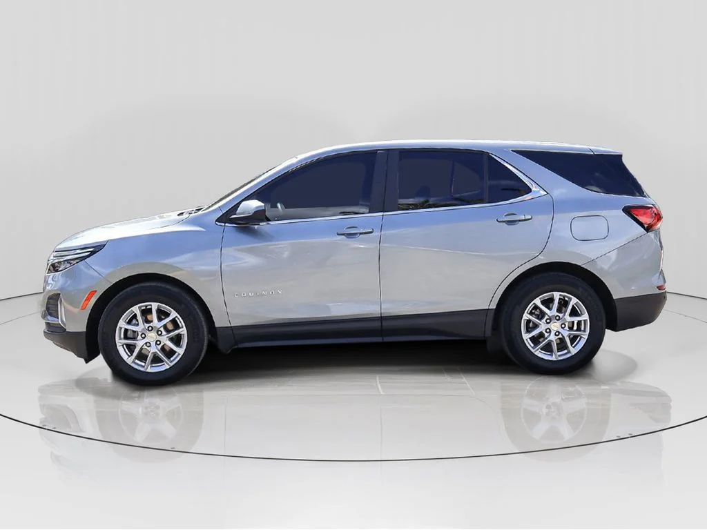 Used 2024 Gray Chevrolet LT image 4