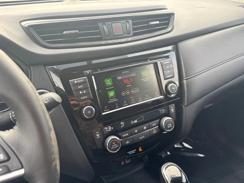 Used 2018 Gray Nissan SV image 13