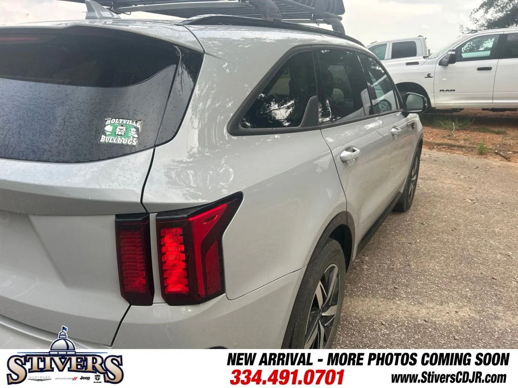 Used 2023 Gray Kia EX image 8