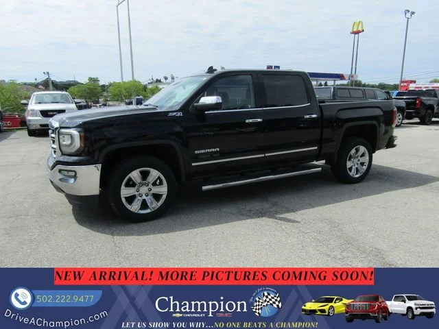 2018 GMC Sierra 4WD Crew Cab Short Box SLT's photo
