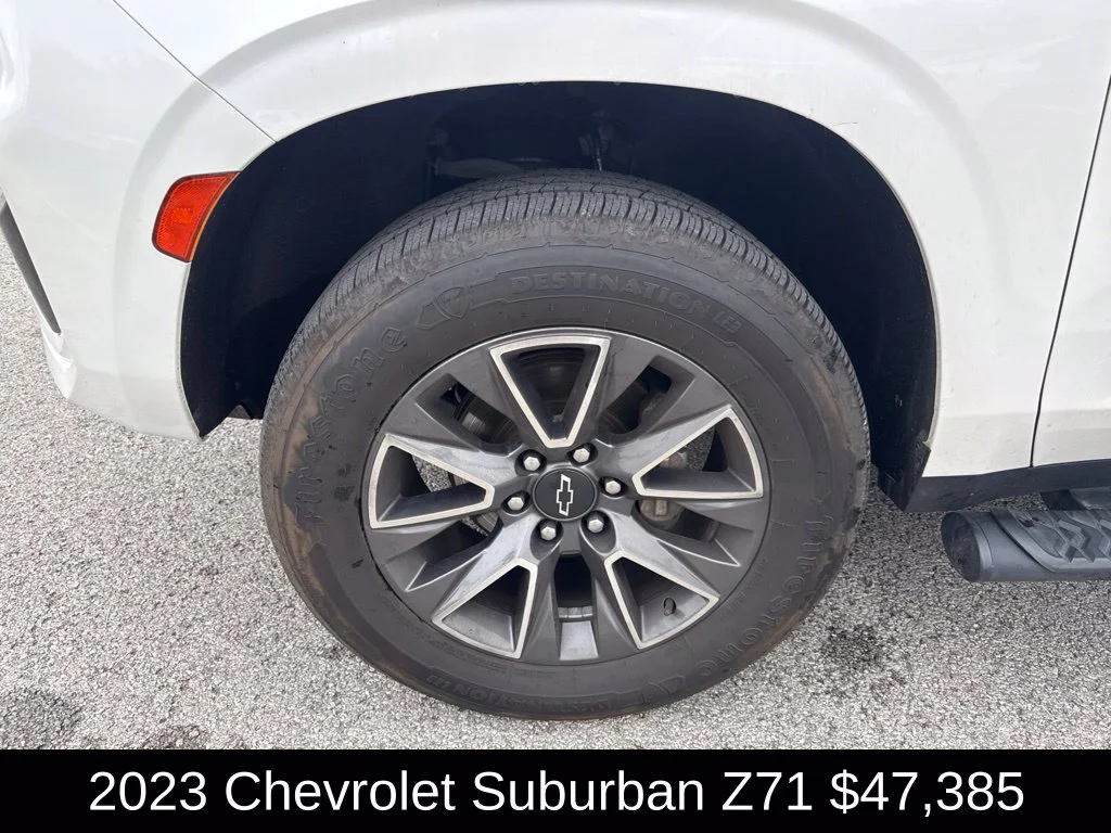 Used 2023 Beige Chevrolet Z71 image 9