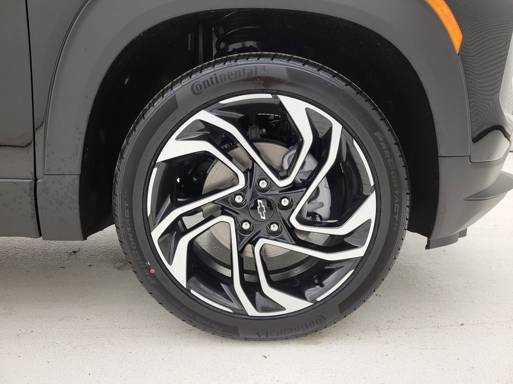 New 2026 Mosaic Black Metallic Chevrolet RS image 22