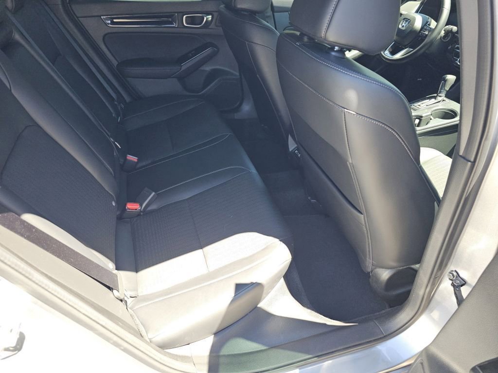 Used 2022 Morning Mist Metallic Honda Sport Touring image 5