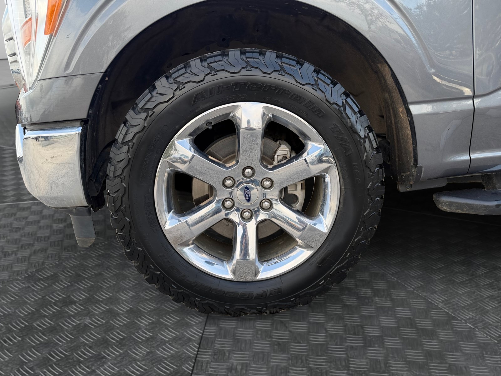Used 2021 Carbonized Gray Metallic Ford XLT image 9