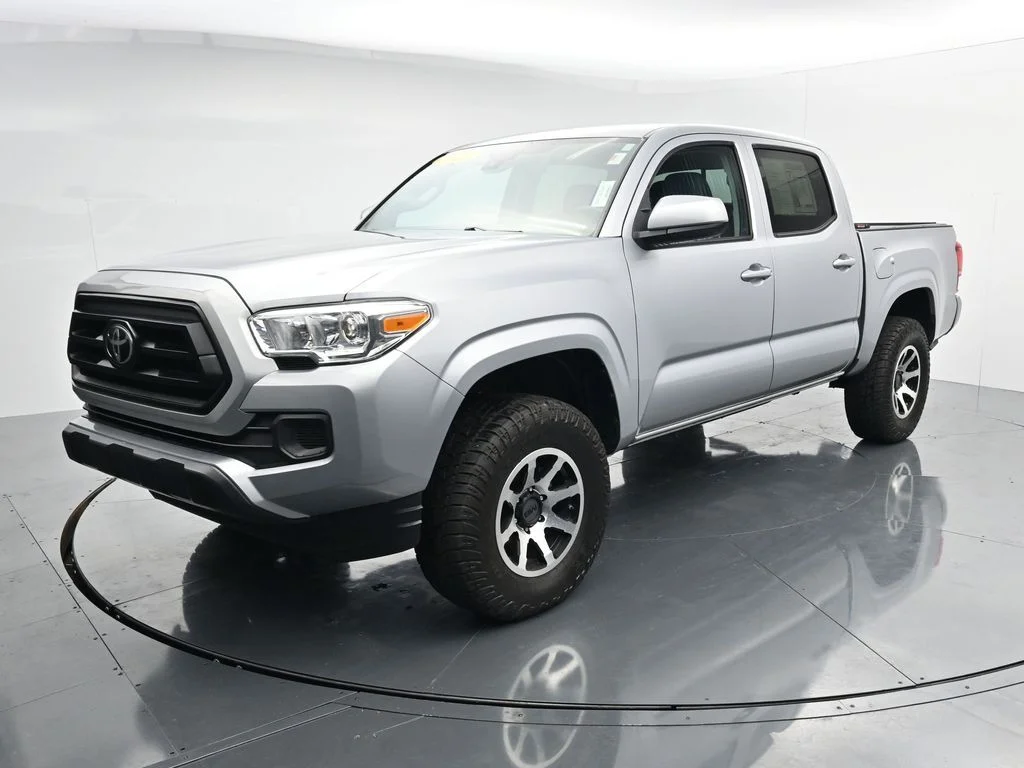 Used 2021 Silver Toyota SR image 3