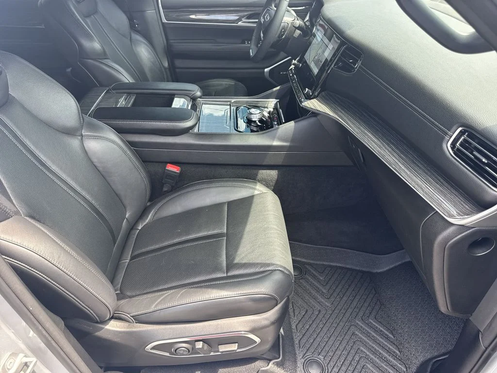 Used 2022 Silver Jeep Series II image 13