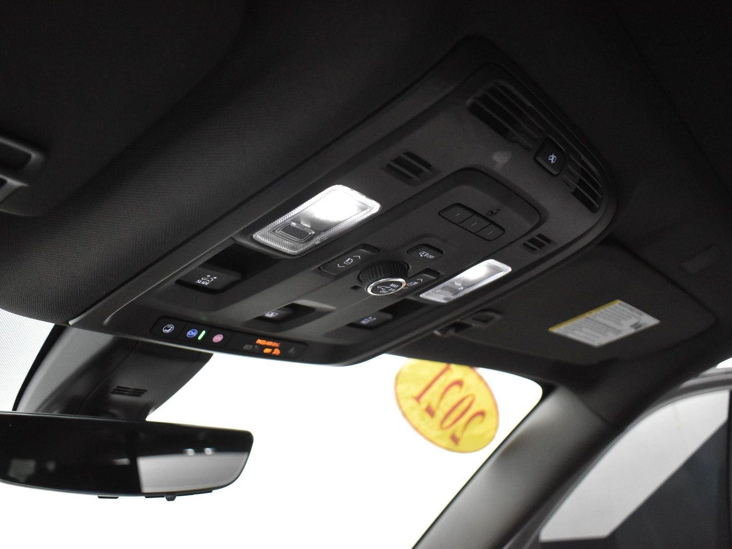 Used 2021 Hunter Metallic GMC Denali image 28