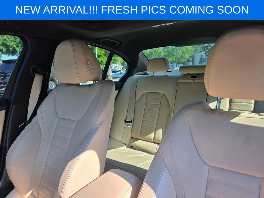Used 2019 White BMW 330i image 10