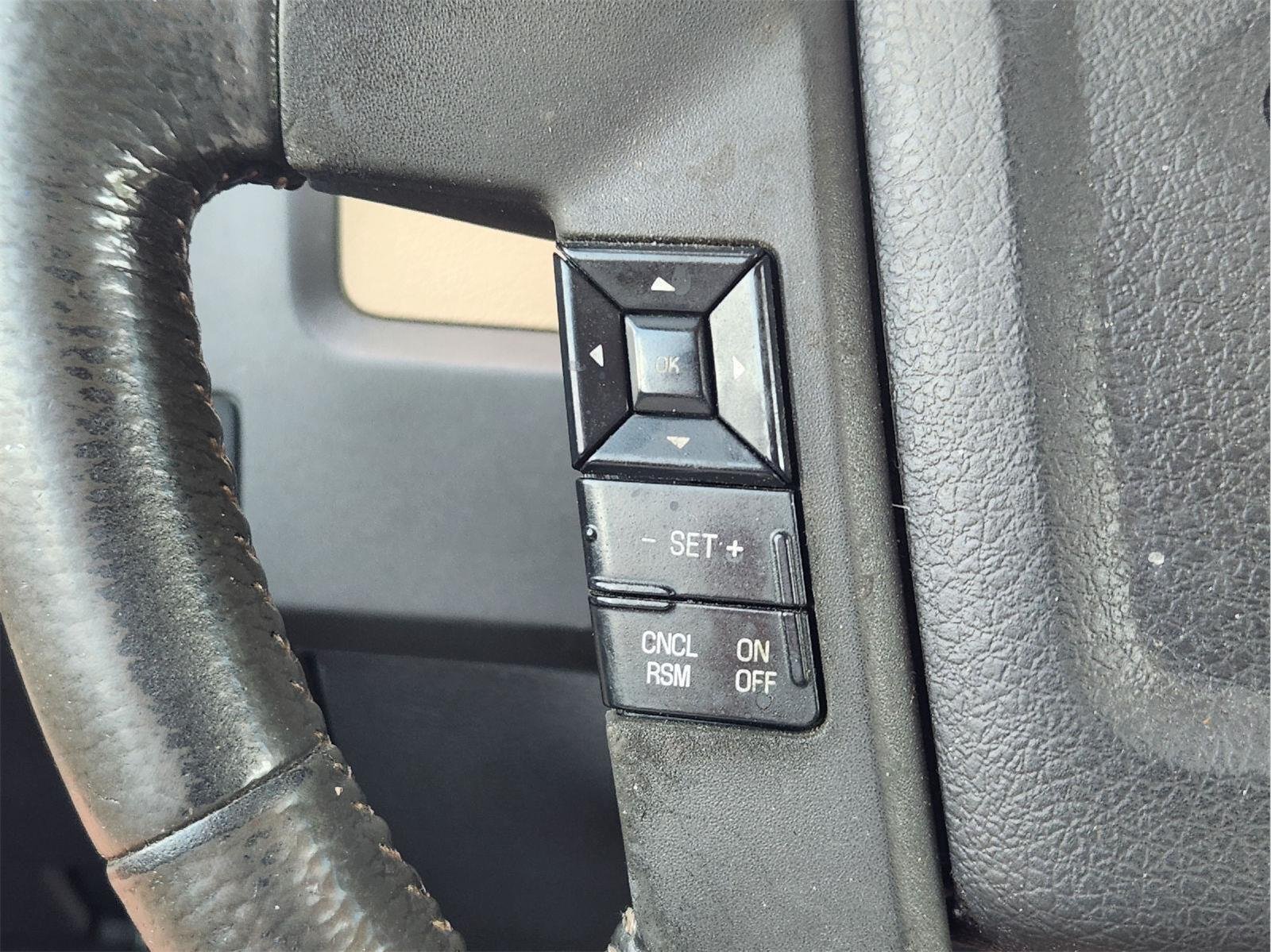 Used 2011 Pale Adobe Metallic Ford XLT image 26