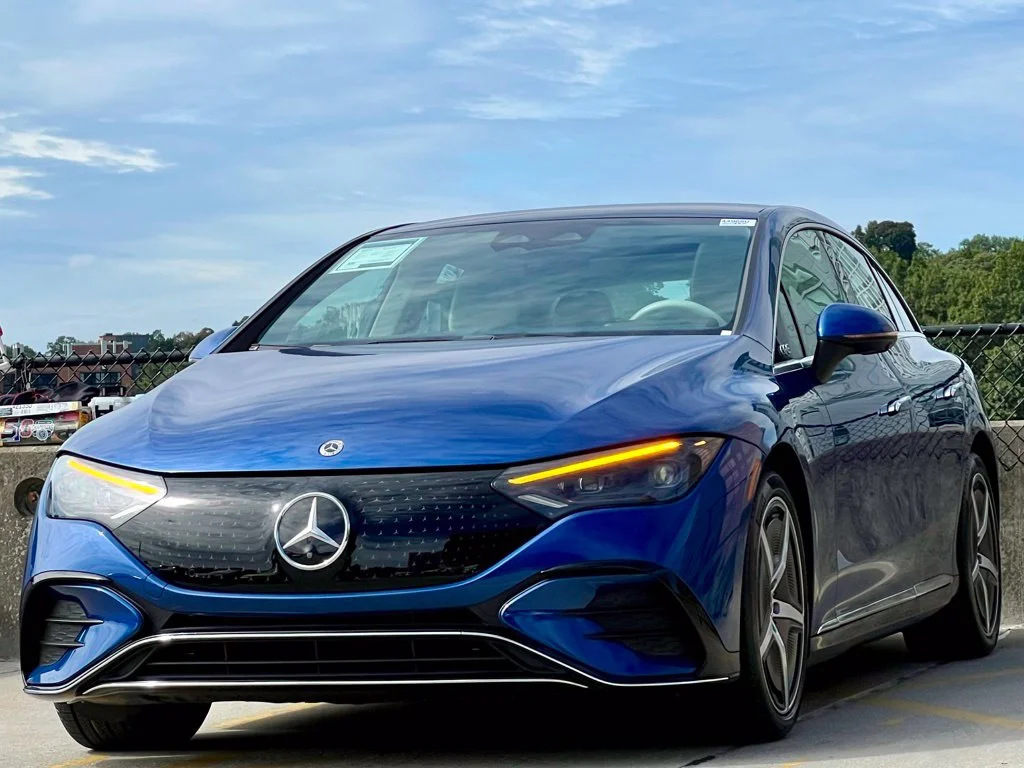Certified Used 2023 Blue Mercedes-Benz 350 Sedan image 4