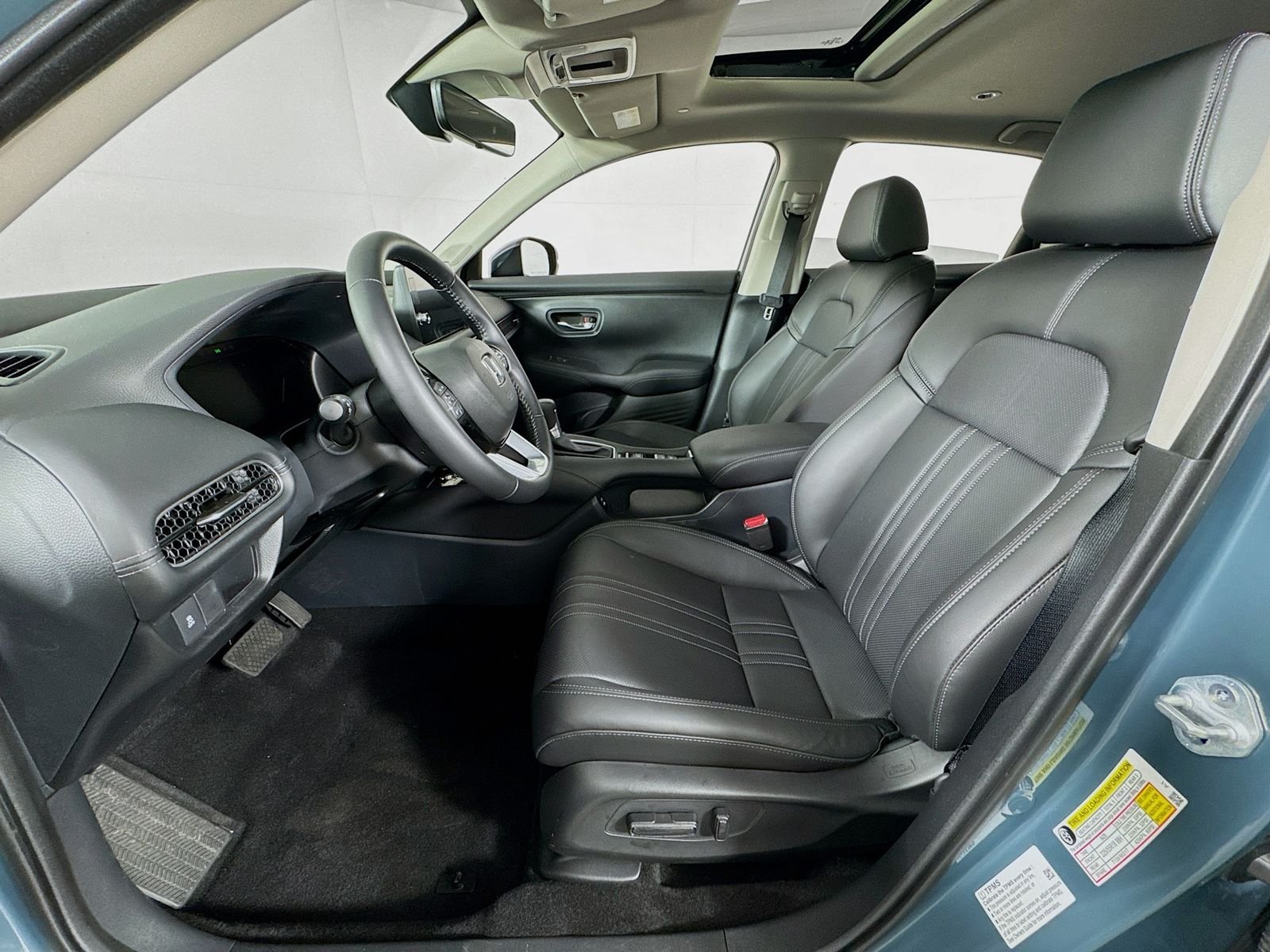 2026 Honda HR-V EX-L - Photo 12