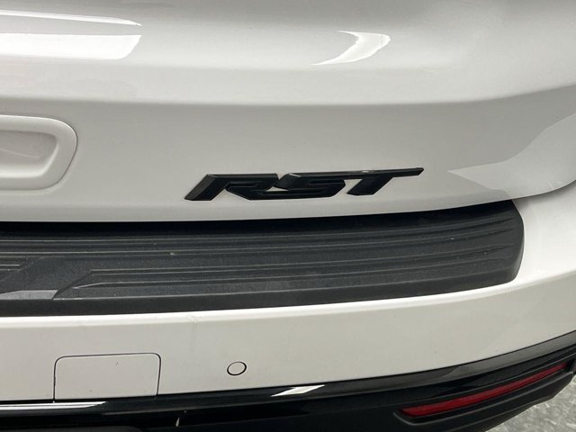Used 2023 Summit White Chevrolet RST image 37
