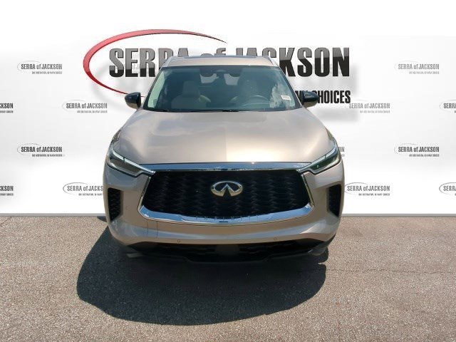 Used 2025 Warm Titanium INFINITI LUXE image 2