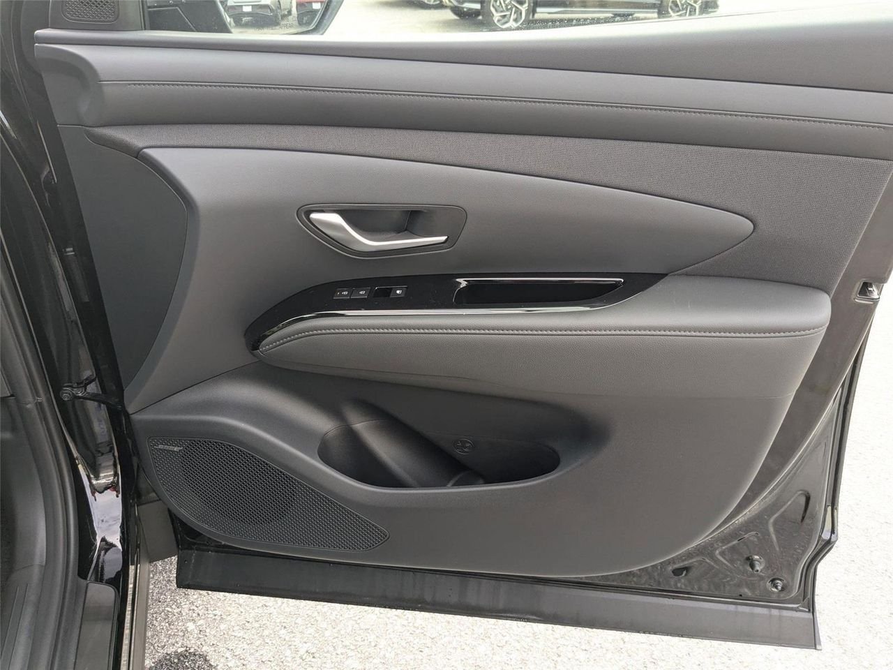 2025 Hyundai Tucson Limited - Photo 40