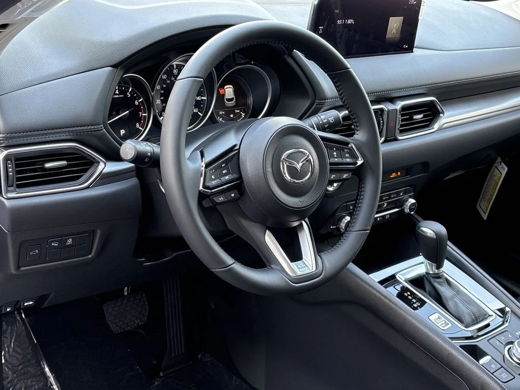 2025 Mazda CX-5 S Preferred package - Photo 16
