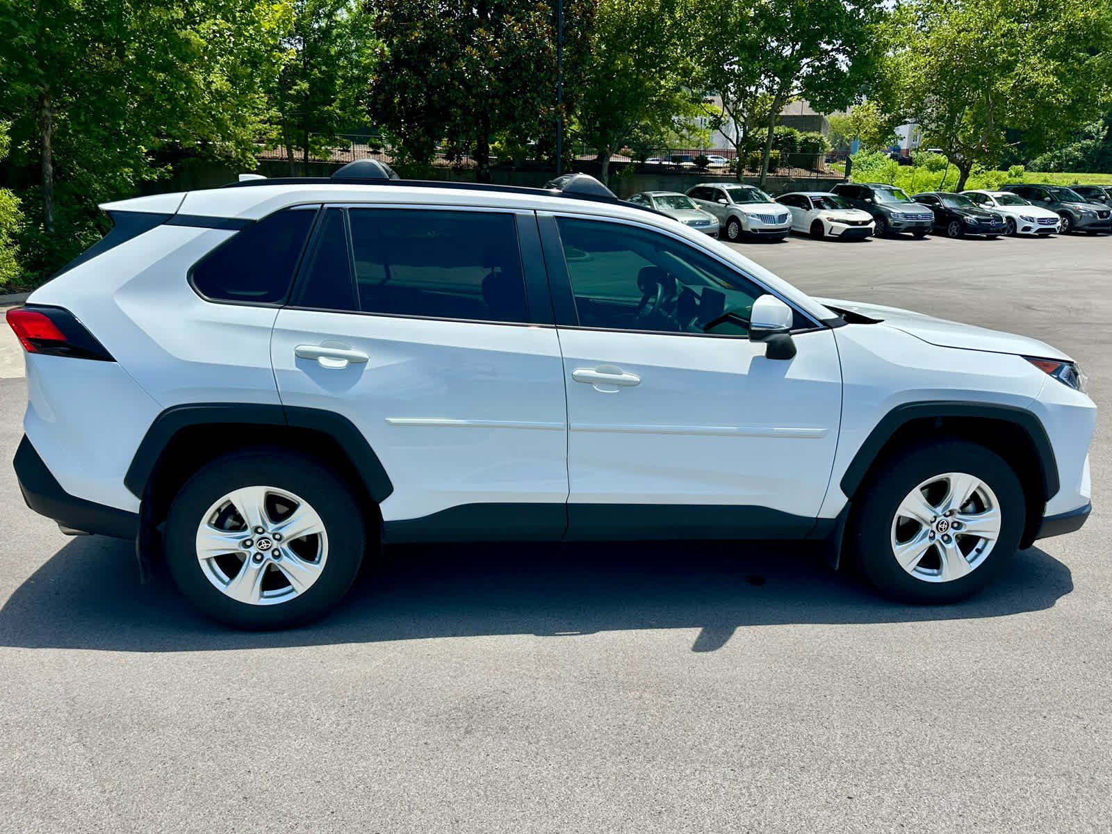 Used 2021 Super White Toyota XLE image 4