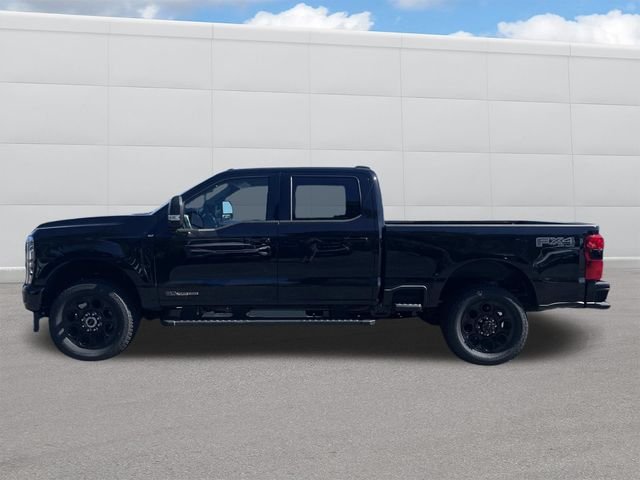 New 2026 Black Ford XLT image 2