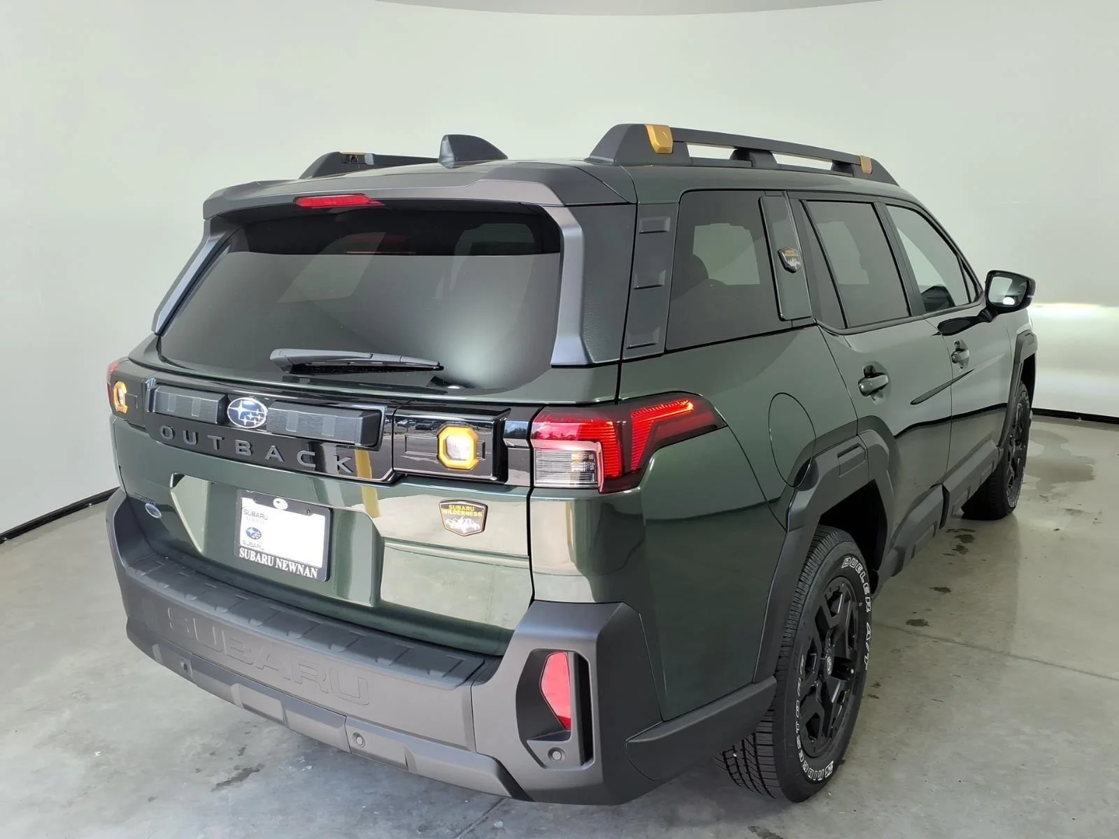 New 2026 DEEP EMERALD GREEN PEARL Subaru Wilderness image 55