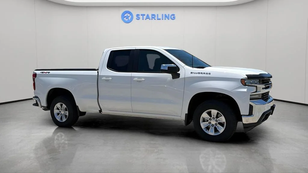 Used 2020 SUMMIT WHITE Chevrolet LT image 12