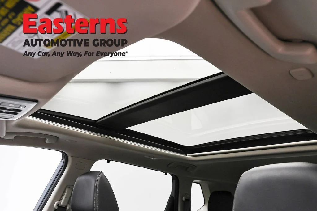 Used 2023 Gray Nissan SL image 24